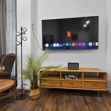 Flatista Homes - Aubing Apartment