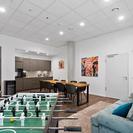 Flatista Homes - Aubing Apartment Munich