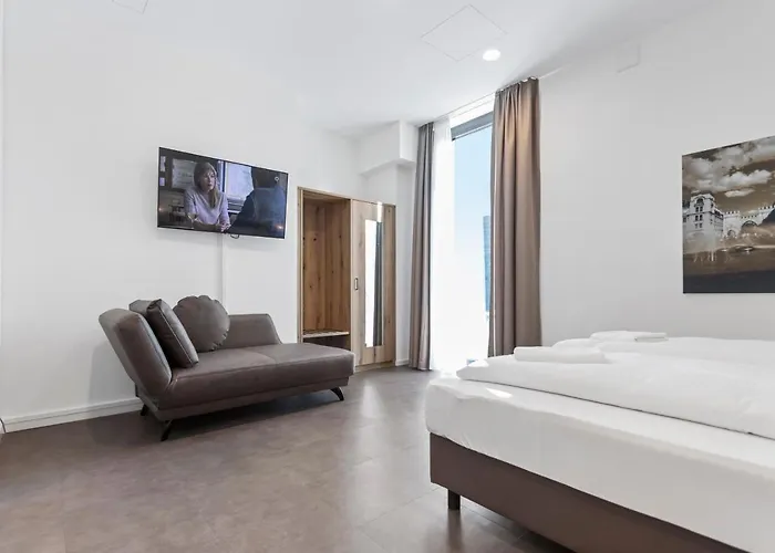 Flatista Homes - Aubing Apartman *